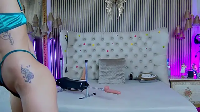 PlayfulShow webcam