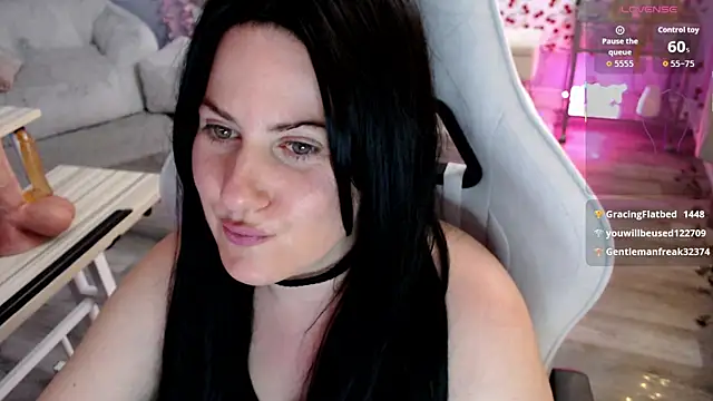 BellaStar84 webcam