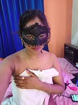 Lena_mahiyaa live cam on StripChat