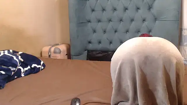 EbonyEssence webcam