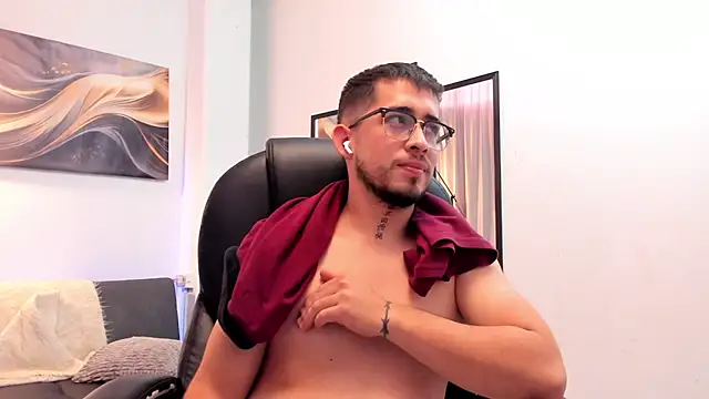 Tommas_Jhonson webcam