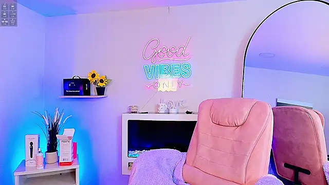 Alice_Vixen webcam