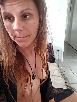 Scarlettishere webcam