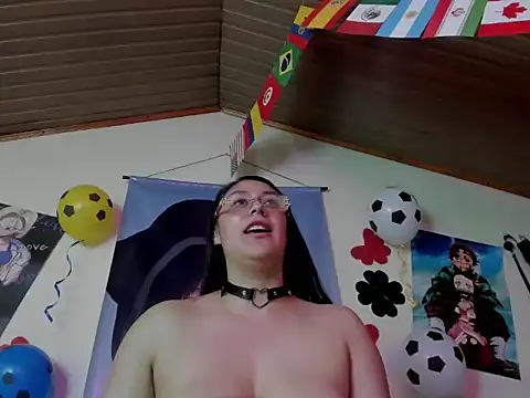 CristalZafiro live cam on StripChat