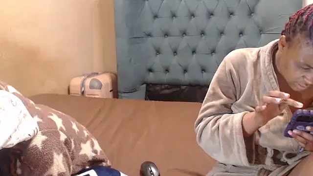 EbonyEssence webcam