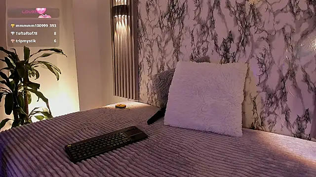 ChloeeMasonn webcam