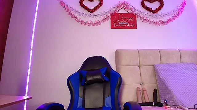 dulce_mariaa___ webcam