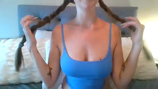 TaylorWest62 live cam on StripChat