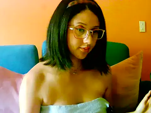 Sofia__101 webcam