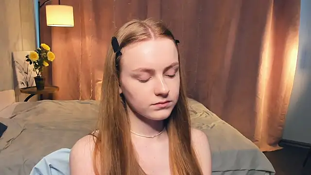 TrishaStoecker live cam on StripChat