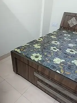 shna_khan webcam