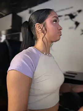 Isabella-Teen webcam