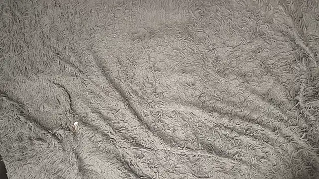 LoveInAllHoles webcam