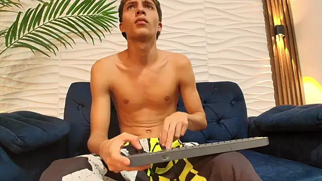 Pavo_tv webcam