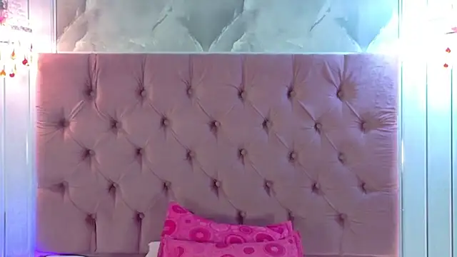 gabby-sweet - Gabby-Sweet's free webcam - UK Sex Cams