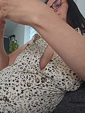 KristenVega webcam