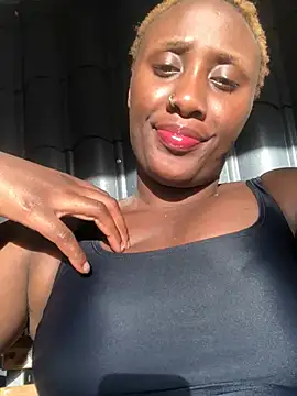 Lola_Davis6