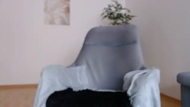 johnnym1 webcam