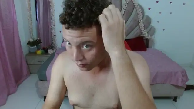 sven_fox723 webcam