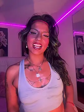SamathaMay live cam on StripChat