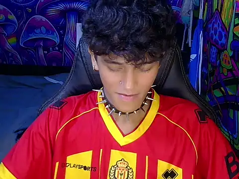 hugekenbigcock webcam