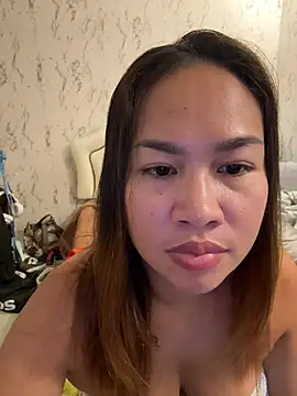 Ponthip live cam on StripChat