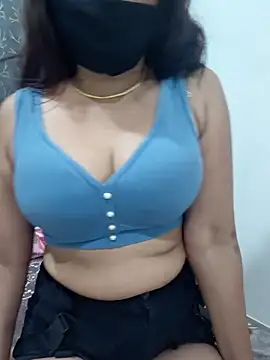 Aarti909090 webcam