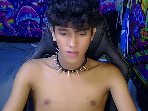 hugekenbigcock webcam