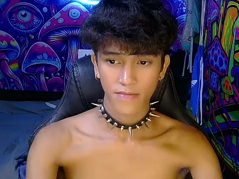 hugekenbigcock webcam