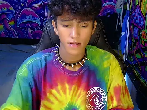 hugekenbigcock webcam
