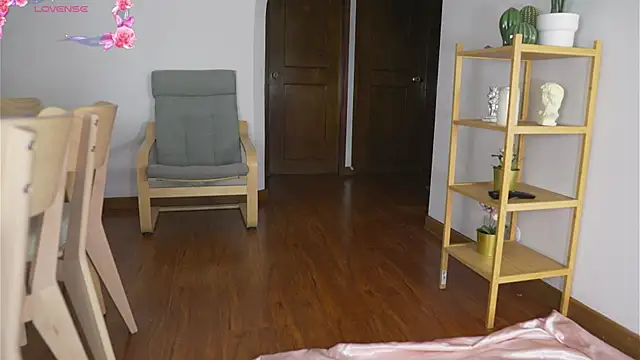 megan_lim - Megan_Lim's free webcam - UK Sex Cams