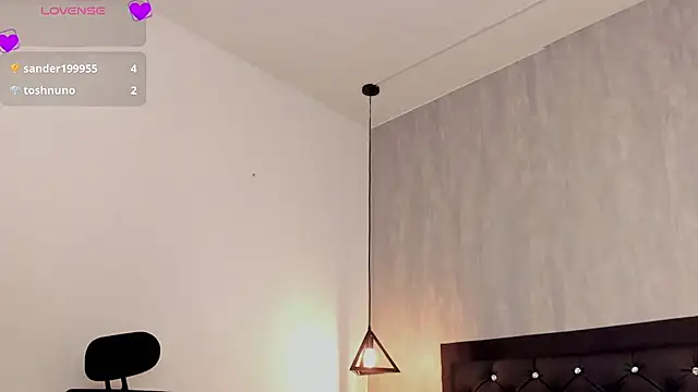 curly_babe webcam