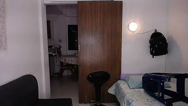 yselahot webcam