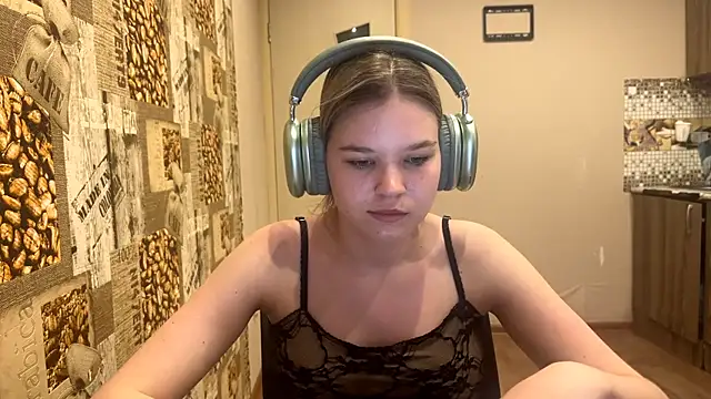 HellyRay live cam on StripChat
