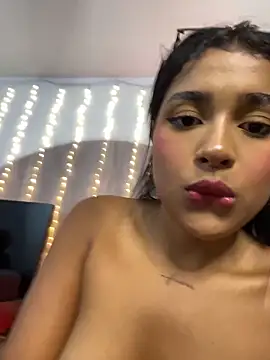 mariangel_11 (F teen) - boobs free an feel me 🥵
