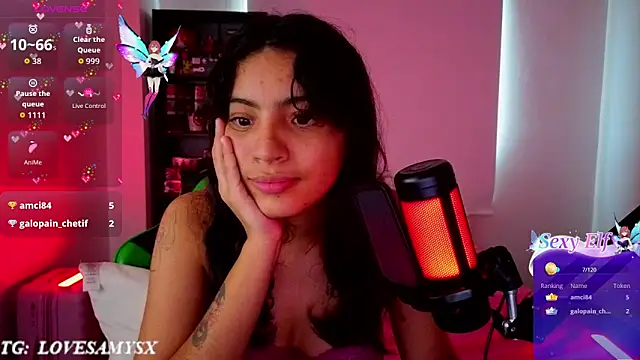 Lovelyamyy webcam