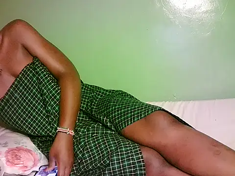 celia_luna webcam