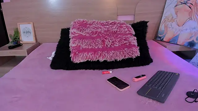 KittyVelve webcam