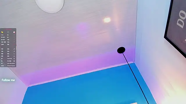 Luna_roose1 webcam
