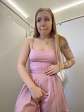 liza_risky (G young) - Fingering wet pussy IN PUBLIC