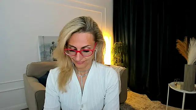 museofstage - MuseOfStage's free webcam - UK Sex Cams
