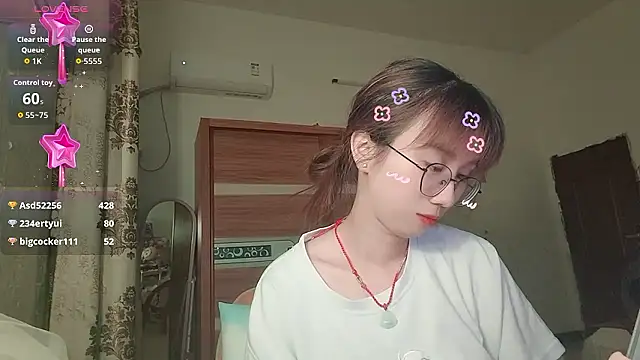 Lili_666 webcam