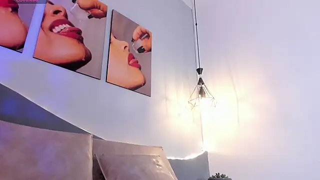 CannelaSmith webcam