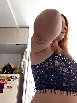 Nahiajhonson_ webcam