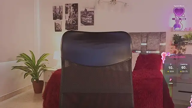emilyrouxe webcam