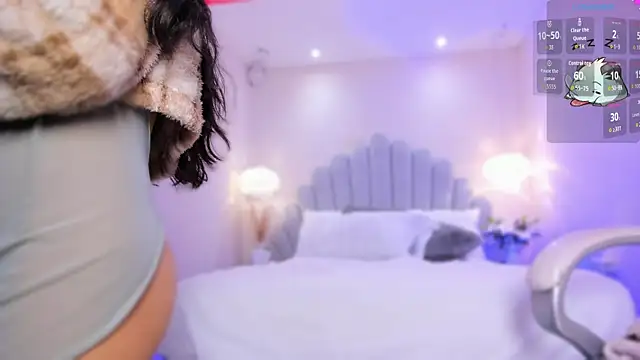 Aishellyng18_ webcam
