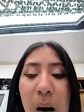 Amber_Herrera live cam on StripChat