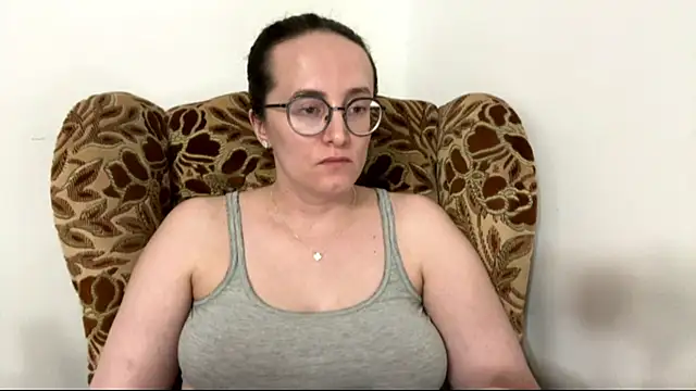 SofiaTease live cam on StripChat