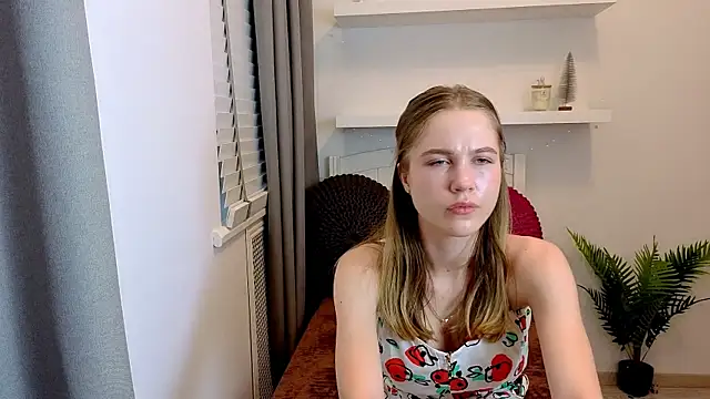 LoveXLexi live cam on StripChat