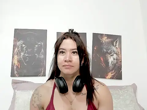 AngelMartinss live cam on StripChat